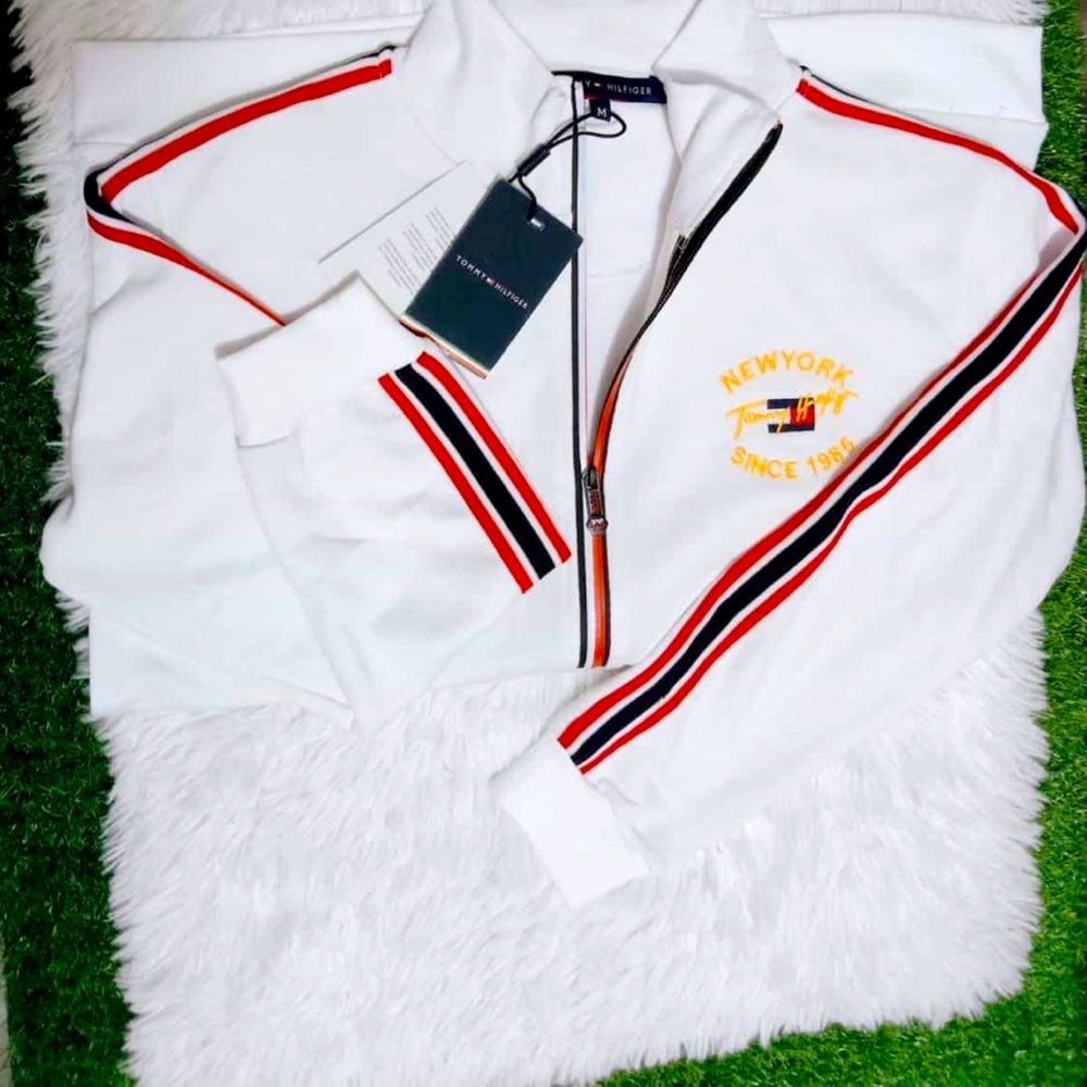 TOMMY HILFIGER Full Zipper Sweatshirt Full Collar Jacket Winter Collection $26